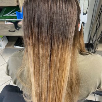 The Realm Salon - BALAYAGE BY REALM SALON (TAKEN DAY AFTER) - Hair Salons Near Me - Sierra Vista, Arizona