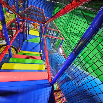 Luv 2 Play - Indoor Playcenter Near Me - Calgary, Alberta