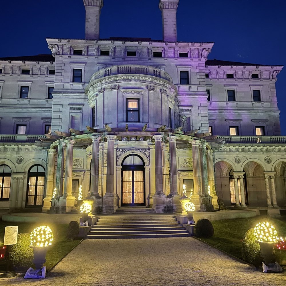 The Breakers - Landmarks & Historical Buildings Near Me - Newport, Rhode Island The Breakers - Landmarks & Historical Buildings Near Me - Newport, Rhode Island
