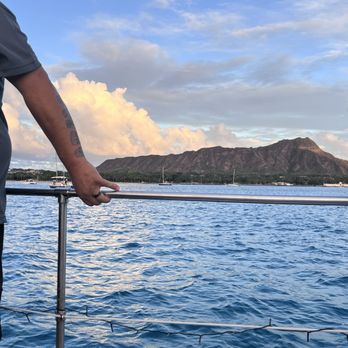 Oahu Catamarans - Diamond Head - Boat Charters Near Me - Honolulu, Hawaii