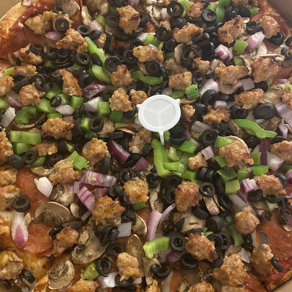 First Class Pizza - Large combination Combo Pizza - Pizza Near Me - Tustin, California First Class Pizza - Large combination Combo Pizza - Pizza Near Me - Tustin, California