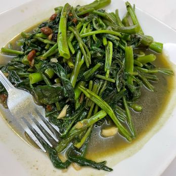 SriPraPhai Thai Restaurant - Stir fried watercress very good - Thai Near Me - Woodside, New York