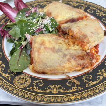 Coselpalais - Gratiniertes Winzerbrot - Cafes Near Me - Dresden, SN