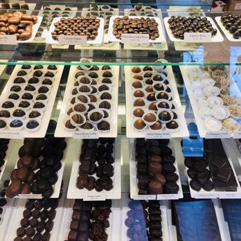 Sweet Designs Chocolatier - Chocolatiers & Shops Near Me - Lakewood, Ohio Sweet Designs Chocolatier - Chocolatiers & Shops Near Me - Lakewood, Ohio