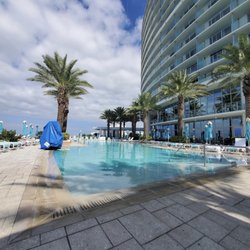 Opal Sands Resort & Spa - Pool