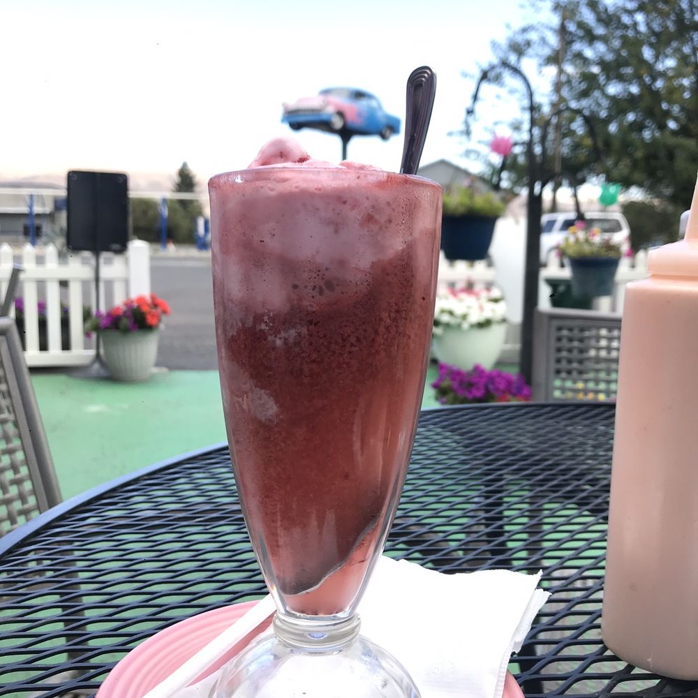 Strawberry Ice Cream Soda Strawberry Ice Cream Soda