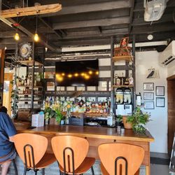 Crow and Cart - Bar