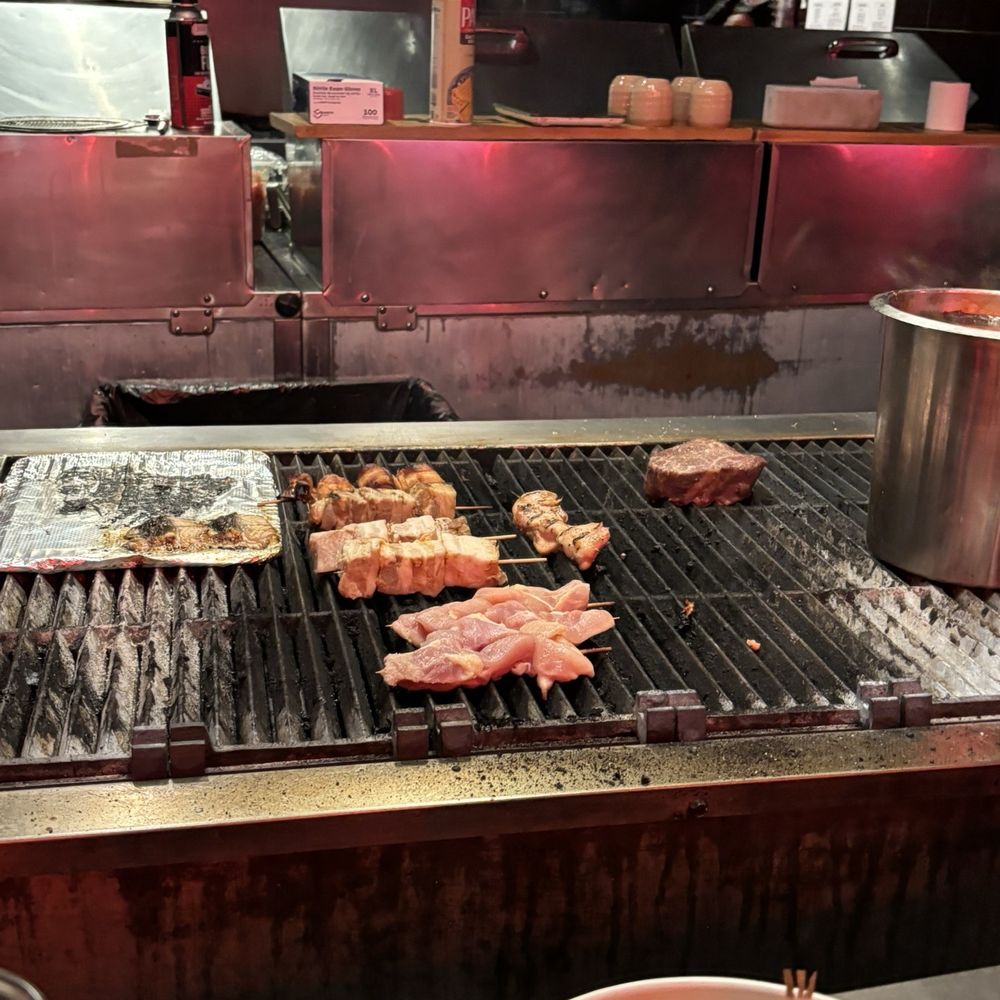 Umami - Sushi Bars Near Me - Pittsburgh, Pennsylvania