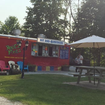 Roxie's - Food Trucks Near Me - Castleton, Vermont Roxie's - Food Trucks Near Me - Castleton, Vermont