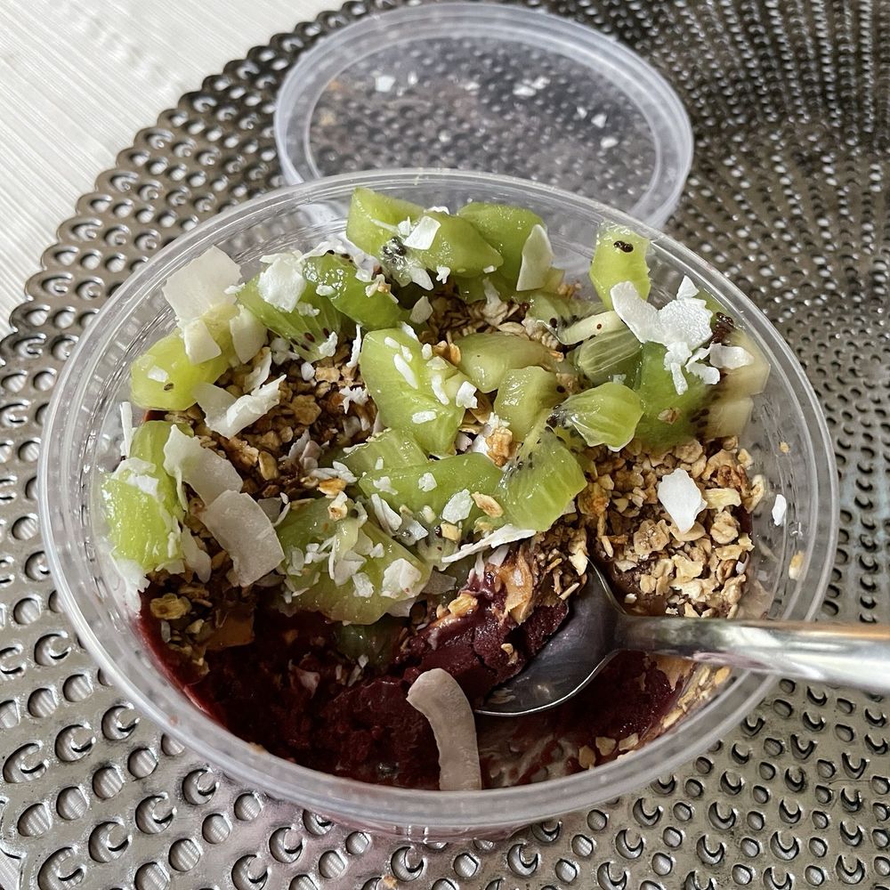 Oola Bowls - Yum!  Put my own spin on it. - Acai Bowls Near Me - York, Pennsylvania