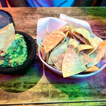 Oh Mexico Lincoln Road - 7/12/22 - Chips & Guacamole - Mexican Near Me - Miami Beach, Florida Oh Mexico Lincoln Road - 7/12/22 - Chips & Guacamole - Mexican Near Me - Miami Beach, Florida