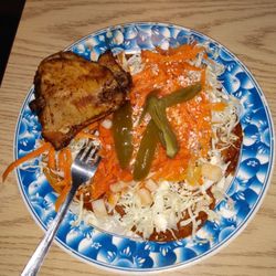 Los Primos Restaurant - Enchiladas michoacanas (de pollo)