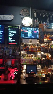Reservoir Bar by null
