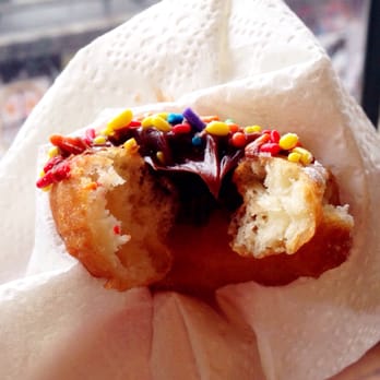 Daily Dozen Doughnut - Bakeries Near Me - Seattle, Washington Daily Dozen Doughnut - Bakeries Near Me - Seattle, Washington