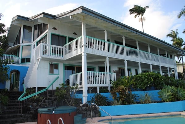 Hale Kai Hawaii Suites - Oceanfront Hilo Lodging by null