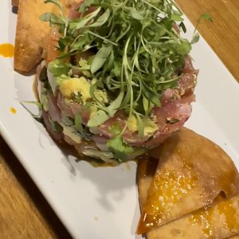 Phil’s - Tuna Tartar - American Near Me - Thousand Oaks, California