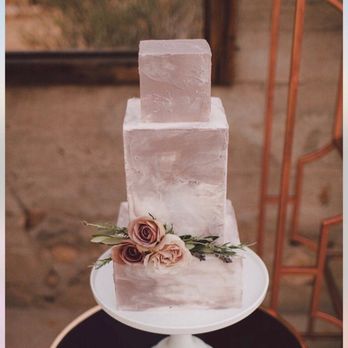 Laura Marie's - Bakeries Near Me