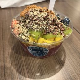 Build your own açaí bowl 12 oz