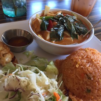 Thai Boom - L11. Red Curry Lunch Special - Thai Near Me - Beverly Hills, California Thai Boom - L11. Red Curry Lunch Special - Thai Near Me - Beverly Hills, California