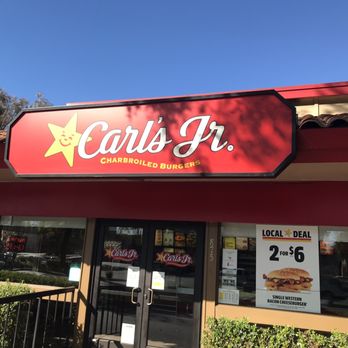 Carl's Jr - Front entrance - Fast Food Near Me - Livermore, California