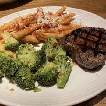 Carrabba's Italian Grill - 7oz Sirlion - Italian Near Me - Lutz, Florida Carrabba's Italian Grill - 7oz Sirlion - Italian Near Me - Lutz, Florida