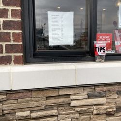 Smoothie King - Pick up window