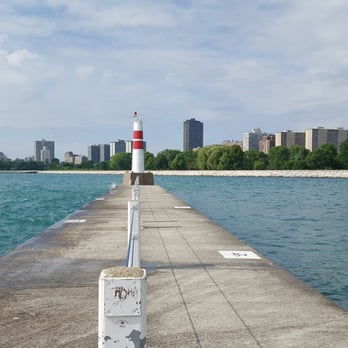 Montrose Harbor - Marinas Near Me - Chicago, Illinois