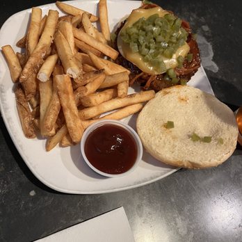 Flip Side Breckenridge - BYO burger - Burgers Near Me - Breckenridge, Colorado Flip Side Breckenridge - BYO burger - Burgers Near Me - Breckenridge, Colorado