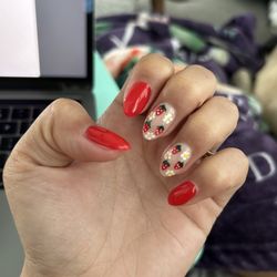 Top Paradise Nails & Spa