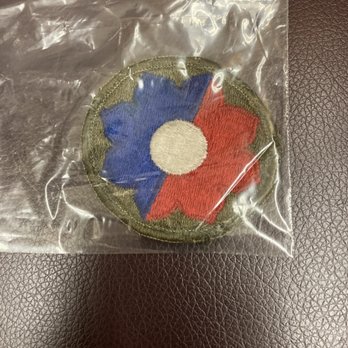 Treasure Hunt - Old Army patch - Used Bookstore Near Me - New Castle, Delaware Treasure Hunt - Old Army patch - Used Bookstore Near Me - New Castle, Delaware