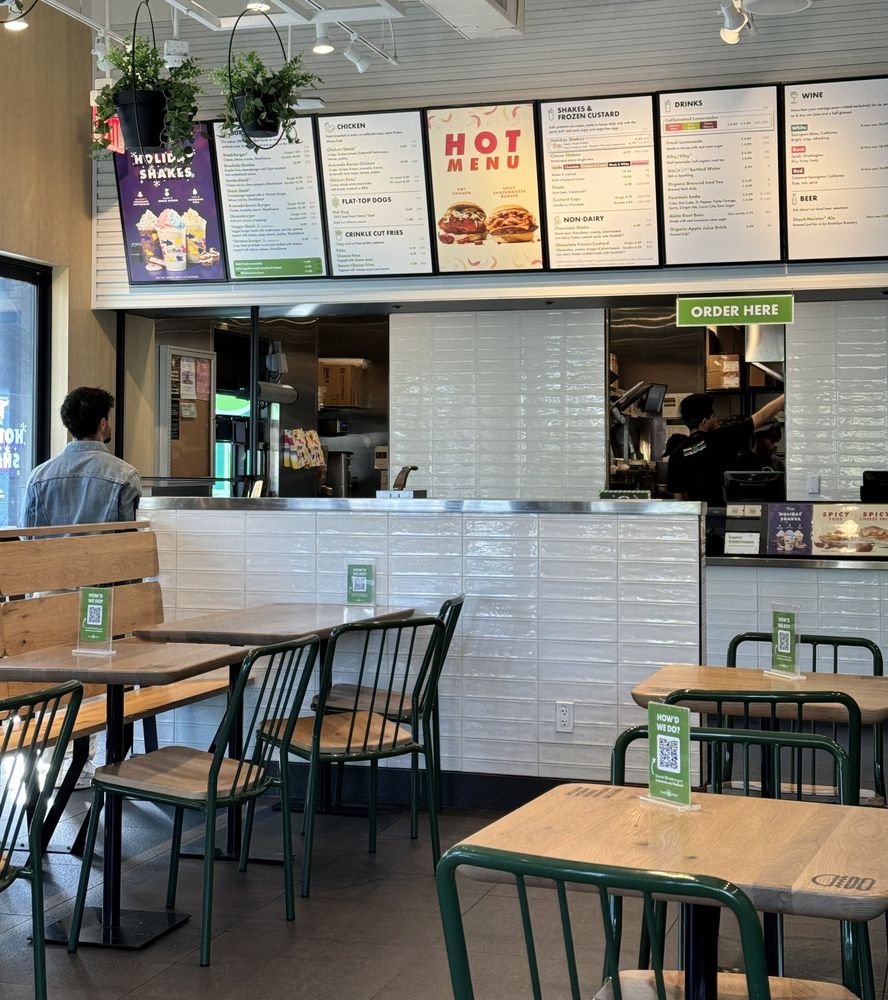 Shake Shack West Hollywood - Santa Monica & La Cienega