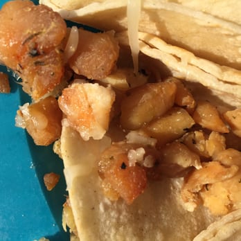 Monarcas Tacos - Completely inedible really hard chicken - Tacos Near Me - Hesperia, California