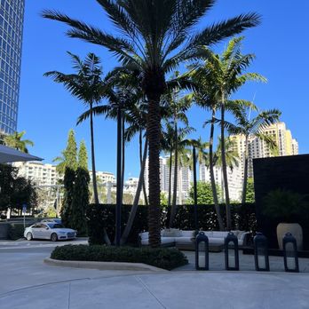 RH Rooftop Restaurant at RH West Palm - Drive way - Wine Bars Near Me - West Palm Beach, Florida