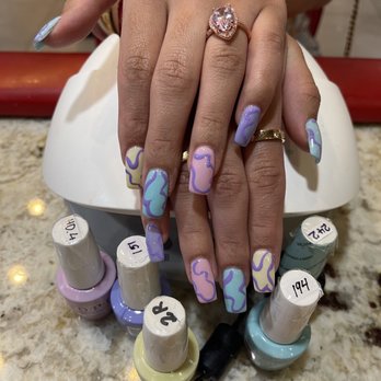Metropolitan Nail Bar - Design by Lynn - Nail Salons Near Me - Arlington, Virginia Metropolitan Nail Bar - Design by Lynn - Nail Salons Near Me - Arlington, Virginia