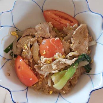 Kin Dee - Look at the tiny portion - Thai Near Me - Houston, Texas Kin Dee - Look at the tiny portion - Thai Near Me - Houston, Texas