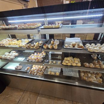 Massimo’s Italian Bakery - Bakeries Near Me - Mechanicsburg, Pennsylvania