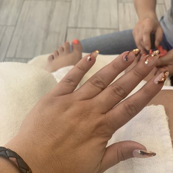Nail Designs by Marie - Tortoise Shell  and Gold - Nail Salons Near Me - Murrieta, California