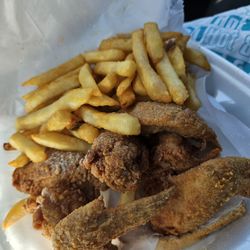 Sharks Fish n Chicken