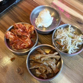 Poplar Restaurant - Banchan - Korean Near Me - Vancouver, British Columbia