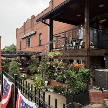 Telva at The Ridge - Outside seating and plant nursery - Breakfast & Brunch Near Me - Webster Groves, Missouri
