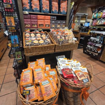 The Fresh Market - Seasonal Snacks - Grocery Near Me - Jacksonville, Florida The Fresh Market - Seasonal Snacks - Grocery Near Me - Jacksonville, Florida