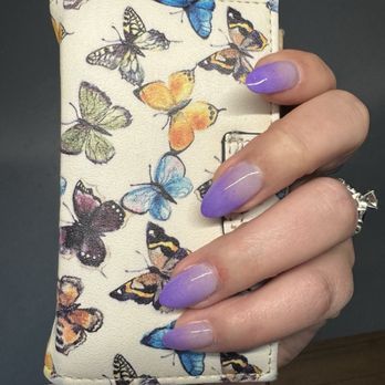 Bella Vous Nails Spa - Another super cute design by Kim T. perfect for spring! - Nail Salons Near Me - Rancho Cucamonga, California