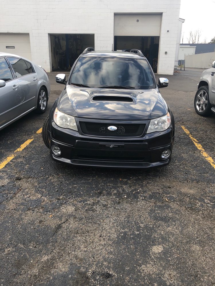 KEEP SWINGIN GARAGE Updated July 2024 13 Photos 8510 Pendleton