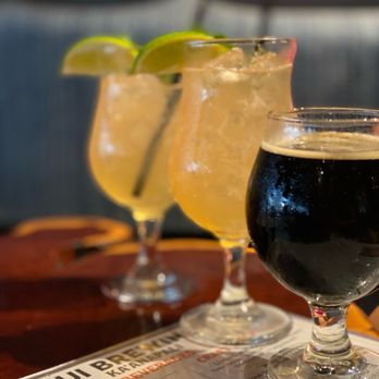 Maui Brewing - Nice variety of mixed drinks and beer options. - Brewpubs Near Me - Lahaina, Hawaii Maui Brewing - Nice variety of mixed drinks and beer options. - Brewpubs Near Me - Lahaina, Hawaii