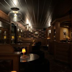 Del Rey - The inside dining area.