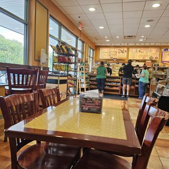Bagel Boy - Inside - Bagels Near Me - Old Bridge, New Jersey