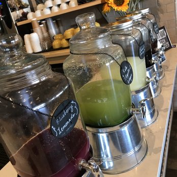Farm Table - Great choices of teas & lemonades, the blueberry lemonade!!! - Breakfast & Brunch Near Me - Van Nuys, California