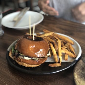 Pinch Kitchen - New American Near Me - Miami, Florida Pinch Kitchen - New American Near Me - Miami, Florida