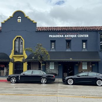 Pasadena Antique Center - Antiques Near Me - Pasadena, California