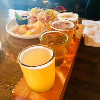 Batch Brewing Company - Flight of beers - New American Near Me - Detroit, Michigan Batch Brewing Company - Flight of beers - New American Near Me - Detroit, Michigan